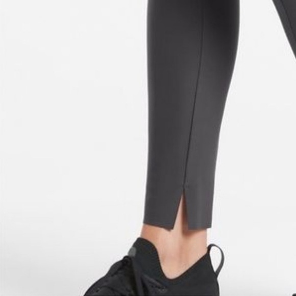 NWT Athleta Stellar Tight Pant Leggings Anthracite Grey Work Travel Size XS - Picture 3 of 13